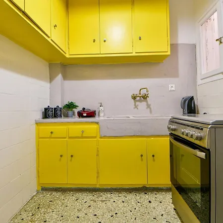 Athenian Sunny Apartment Athens