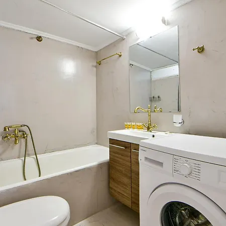 Athenian Sunny Apartment *